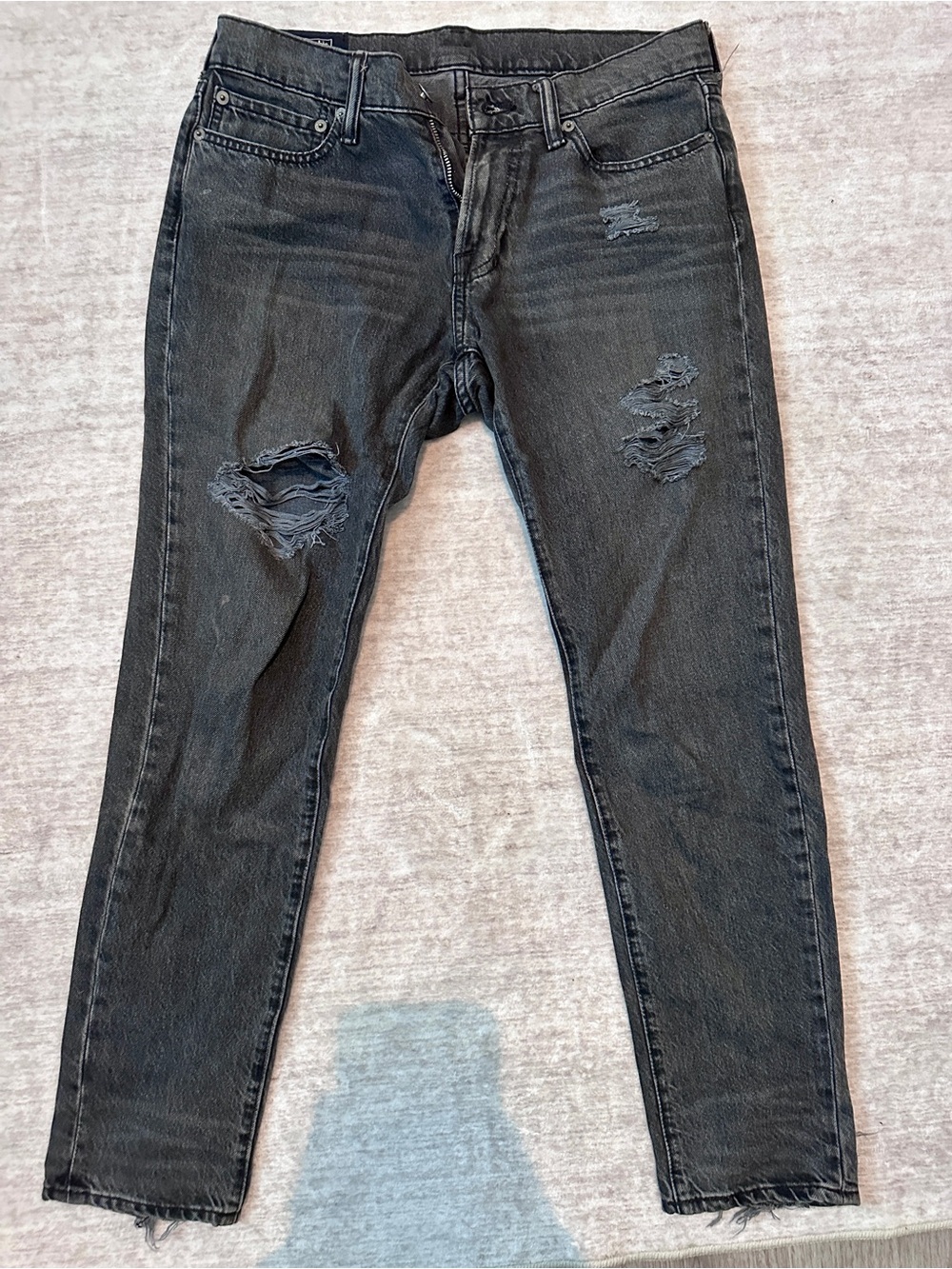Abercrombie & Fitch Men's Black Distressed Skinny Jeans